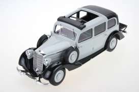 Mercedes Benz  - 1936 grey - 1:18 - Triple9 Resin series - T9R1800105 - T9R1800105 | Toms Modelautos