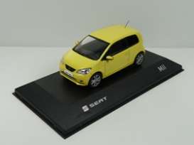 Seat  - yellow - 1:43 - Seat Auto Emocion - 25 - seat25 | Toms Modelautos