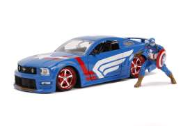 Ford  - Mustang GT 2006 blue/white/red - 1:24 - Jada Toys - 31187 - jada253225007 | Tom's Modelauto's