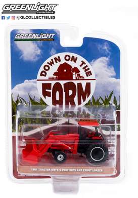 Tractor  - 1984 red - 1:64 - GreenLight - 48050C - gl48050C | Toms Modelautos