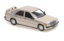 Mercedes Benz  - 190  E 2,3-16 1984 gold metallic - 1:43 - Maxichamps - 940035600 - mc940035600 | Tom's Modelauto's