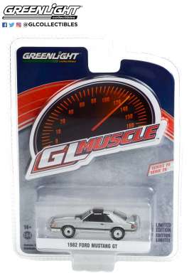 Ford  - Mustang GT 1982 silver - 1:64 - GreenLight - 13310D - gl13310D | Toms Modelautos