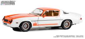 Chevrolet  - Camaro 1979 white/orange - 1:18 - GreenLight - 13657 - gl13657 | Toms Modelautos