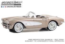 Chevrolet  - Corvette 1961  - 1:64 - GreenLight - 37300A - gl37300A | Toms Modelautos